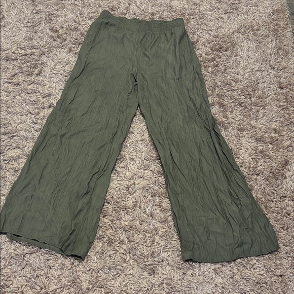 H&M Crinkled palazzo Green Wide-Leg Pants with pockets Sz M - Picture 4 of 14